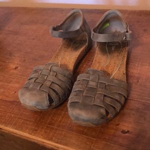 Ahnu Sandals